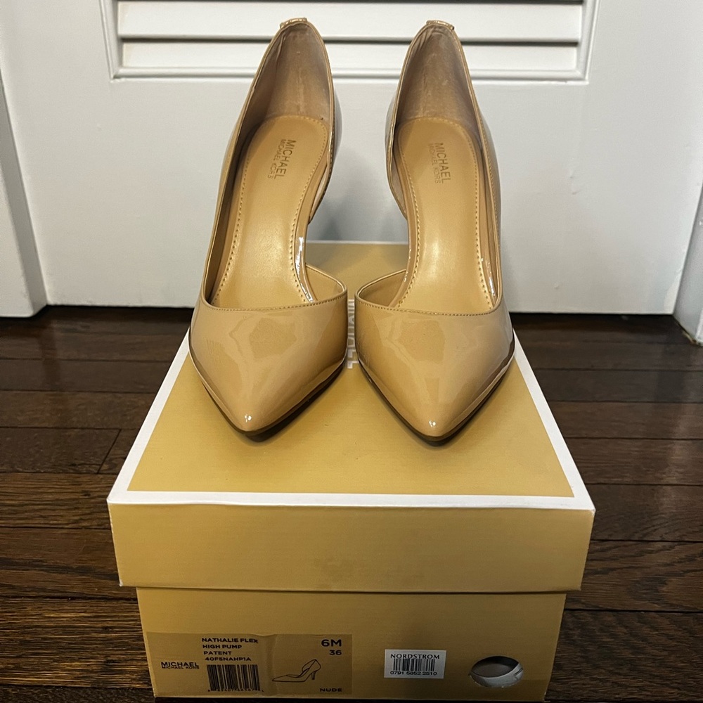Michale Kors - Nude heels - size 6